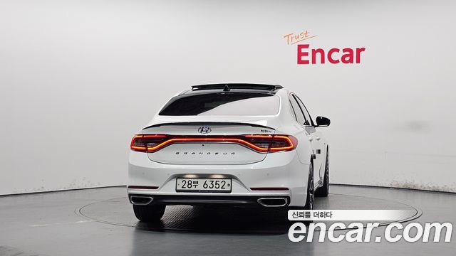 Hyundai Grandeur Hybrid (IG) Exclusive Special 2019 — фото 4