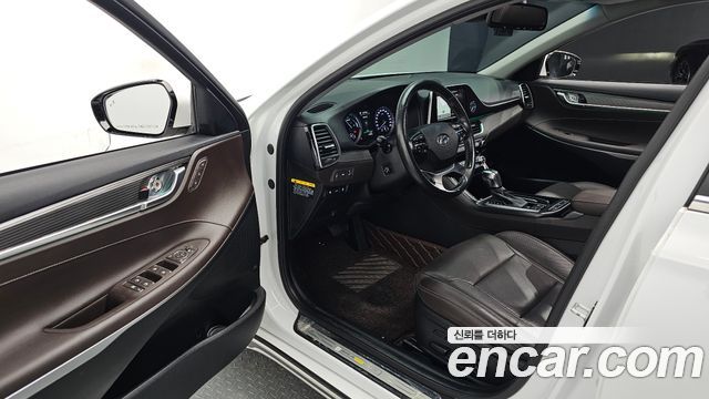 Hyundai Grandeur Hybrid (IG) Exclusive Special 2019 — фото 11