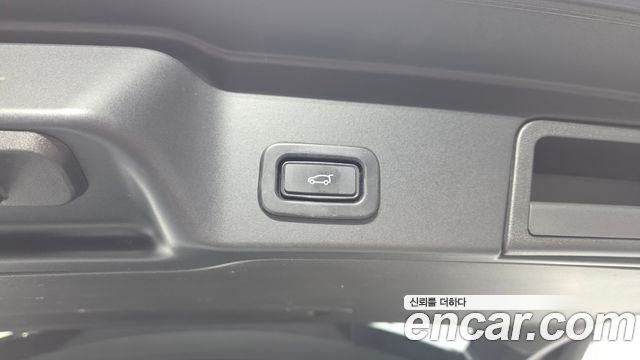 Land Rover Range Rover Evoque (II) D150 S 2020 — фото 19
