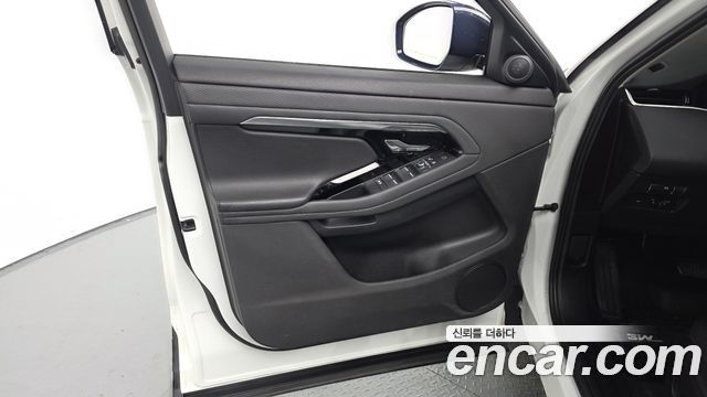 Land Rover Range Rover Evoque (II) D150 S 2020 — фото 24