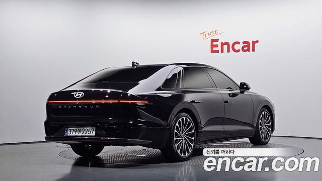 Hyundai Grandeur (GN7) 3.5 Gasoline 2WD Calligraphy 2023 — фото 2