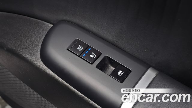 Hyundai Grandeur (GN7) 3.5 Gasoline 2WD Calligraphy 2023 — фото 21