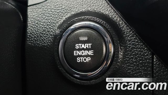 KG Mobility (SsangYong) Tivoli Air 1.6 IX 2WD 2018 — фото 19