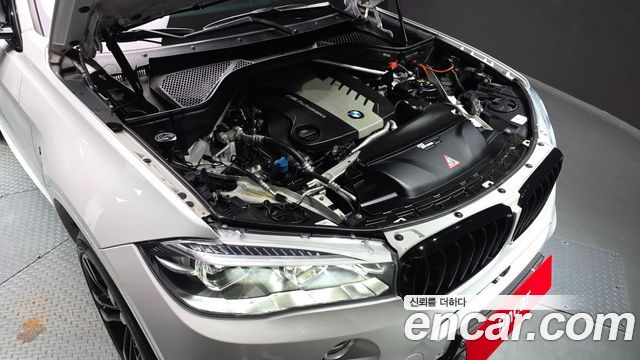BMW X6 (F16) M50d 2017 — фото 6
