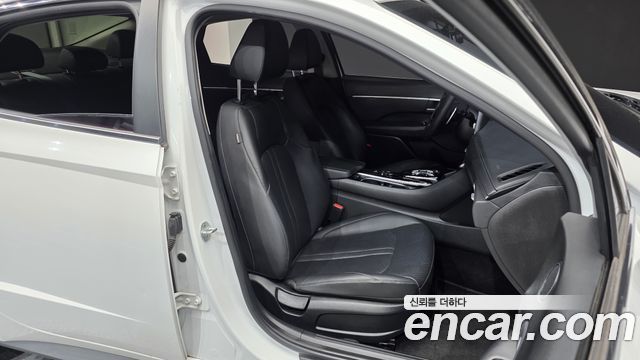 Hyundai Sonata (DN8) 2.0 Smart 2020 — фото 26