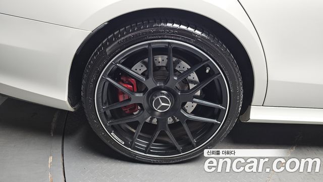 Mercedes-Benz E-Class (W213) E63 AMG 4MATIC+ 2018 — фото 5