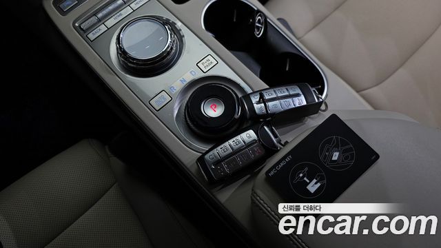 Genesis GV70 2.5T Gasoline 2WD 2024 — фото 9