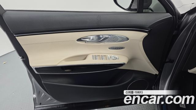 Genesis GV70 2.5T Gasoline 2WD 2024 — фото 24
