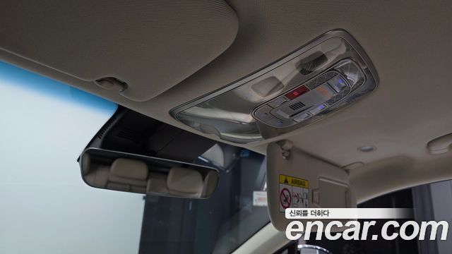 Genesis GV70 2.5T Gasoline 2WD 2024 — фото 29