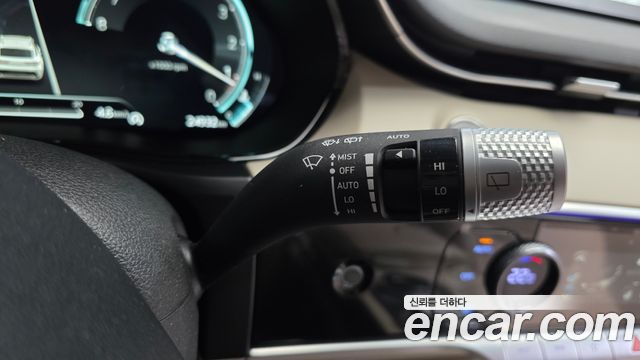 Genesis GV70 2.5T Gasoline 2WD 2024 — фото 31