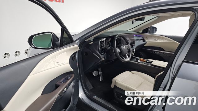 Lexus RX350h (V) Luxury 2025 — фото 10