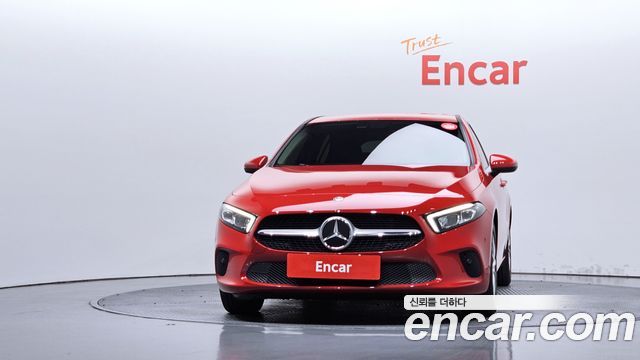 Mercedes-Benz A-Class (W177) A220 Hatchback 2019 — фото 3