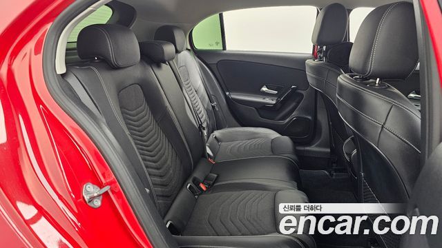 Mercedes-Benz A-Class (W177) A220 Hatchback 2019 — фото 12