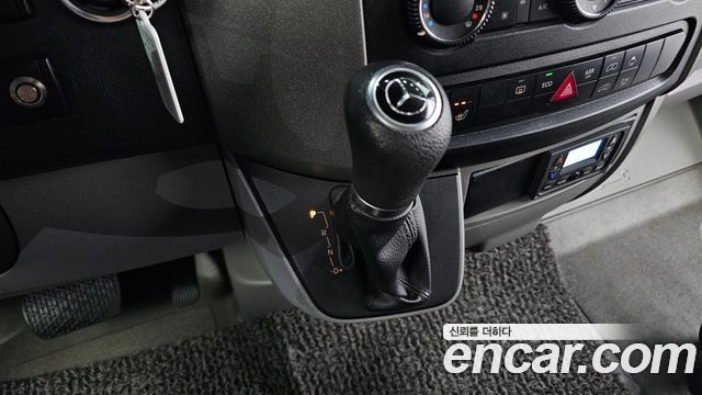 Mercedes-Benz Sprinter 3.0 Diesel W906 2017 — фото 9