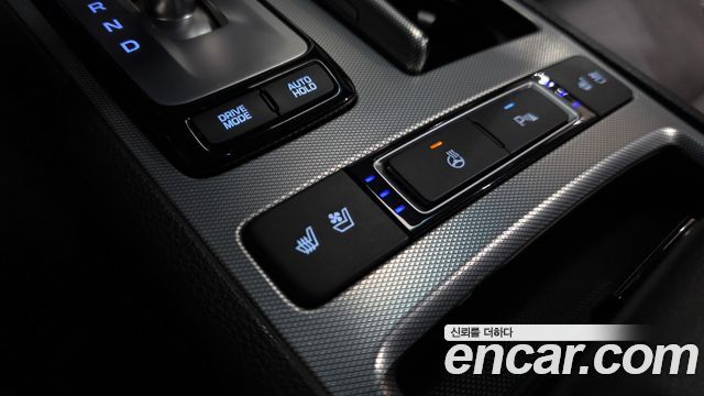 Genesis G80 3.3 GDI Luxury 2018 — фото 21