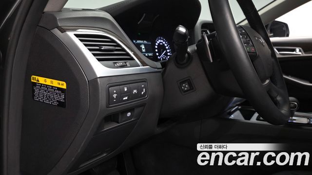 Genesis G80 3.3 GDI Luxury 2018 — фото 36