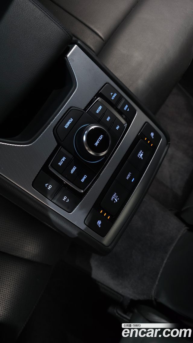 Genesis G80 3.3 GDI Luxury 2018 — фото 39
