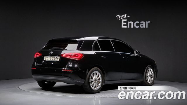 Mercedes-Benz A-Class (W177) A220 Hatchback 2019 — фото 2