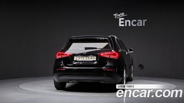 Mercedes-Benz A-Class (W177) A220 Hatchback 2019 — фото 4