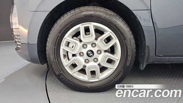 Hyundai Staria Cargo 5-Seater Modern 2025 — фото 5