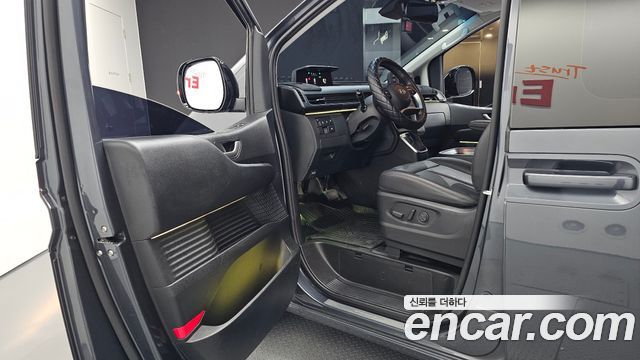 Hyundai Staria Cargo 5-Seater Modern 2025 — фото 10