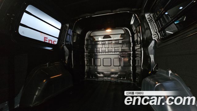Hyundai Staria Cargo 5-Seater Modern 2025 — фото 28