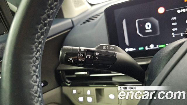 Kia Sportage Hybrid (V) HEV 1.6 2WD Signature 2026 — фото 35