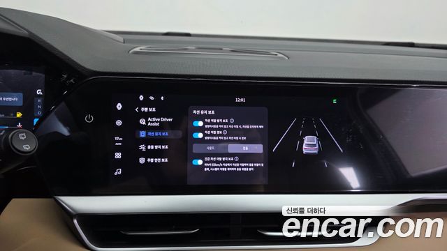 Renault Korea Grand Koleos 1.5 E-TECH Iconic 2WD 2025 — фото 17