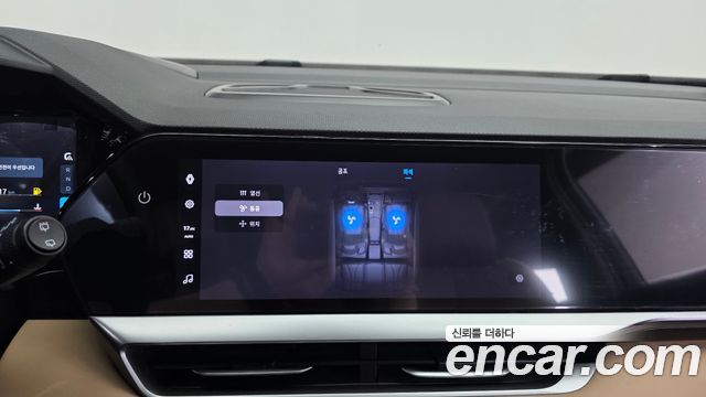 Renault Korea Grand Koleos 1.5 E-TECH Iconic 2WD 2025 — фото 18