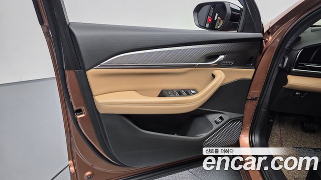 Renault Korea Grand Koleos 1.5 E-TECH Iconic 2WD 2025 — фото 24