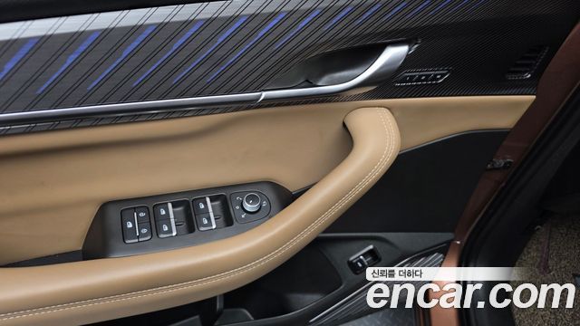 Renault Korea Grand Koleos 1.5 E-TECH Iconic 2WD 2025 — фото 31