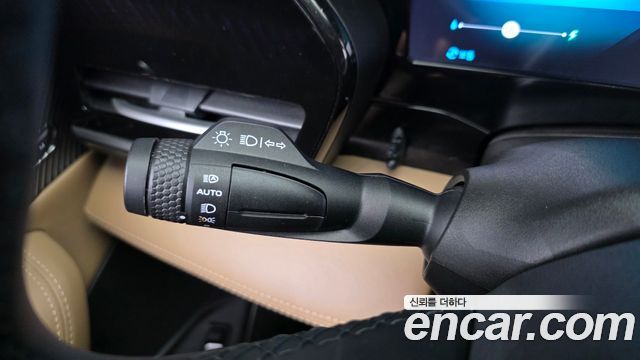 Renault Korea Grand Koleos 1.5 E-TECH Iconic 2WD 2025 — фото 33