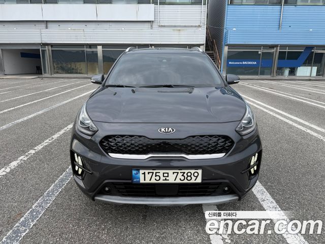 Kia Niro 1.6 HEV Noblesse Special 2021 — фото 3