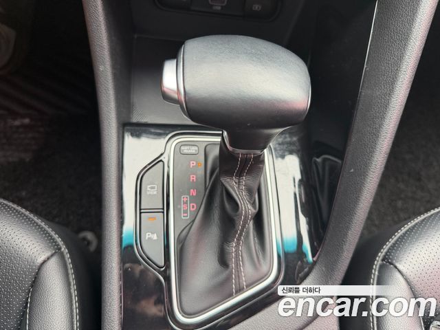 Kia Niro 1.6 HEV Noblesse Special 2021 — фото 9