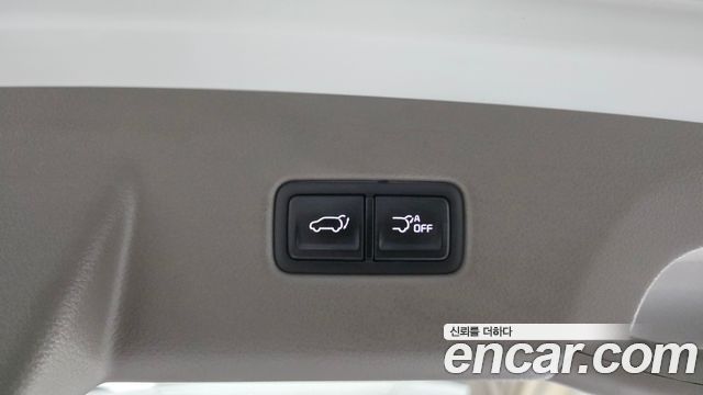 Kia Carnival (IV) Diesel 9-Seater Hi-Limousine Signature 2023 — фото 22