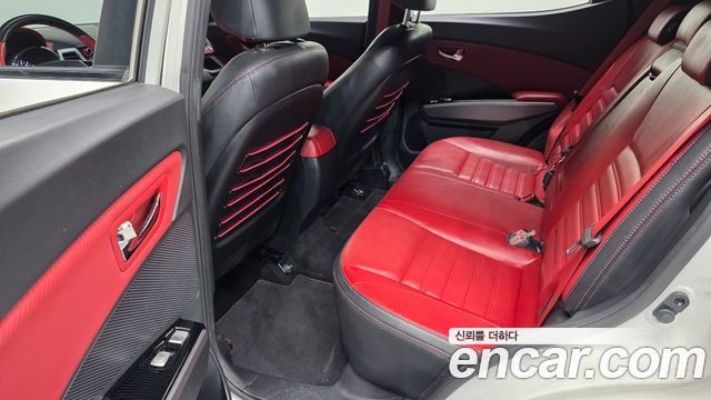 KG Mobility (SsangYong) Tivoli Diesel LX 2WD 2017 — фото 12