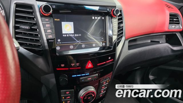 KG Mobility (SsangYong) Tivoli Diesel LX 2WD 2017 — фото 15