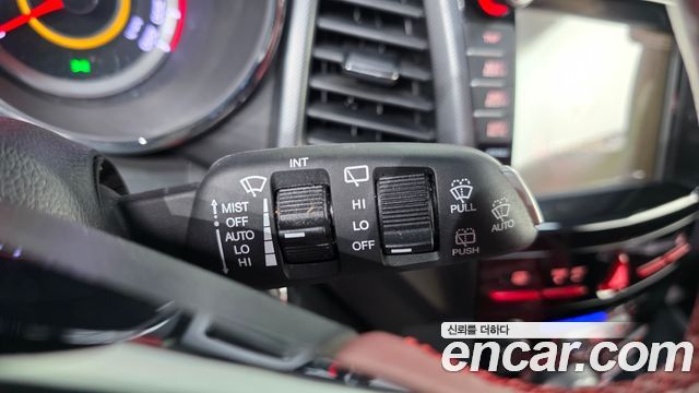 KG Mobility (SsangYong) Tivoli Diesel LX 2WD 2017 — фото 20