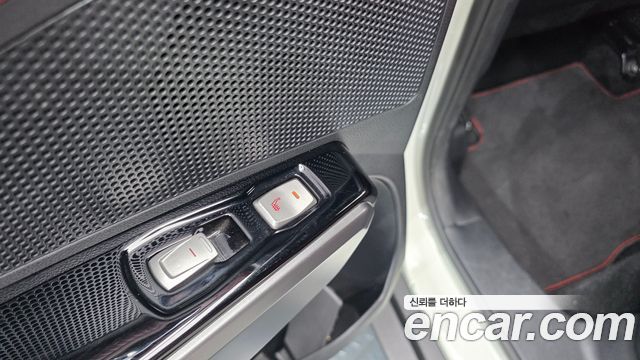 KG Mobility (SsangYong) Tivoli Diesel LX 2WD 2017 — фото 29