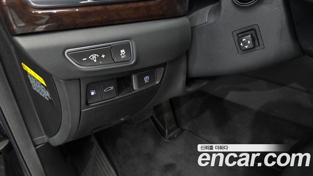 Genesis EQ900 3.8 GDI AWD Luxury 2018 — фото 18