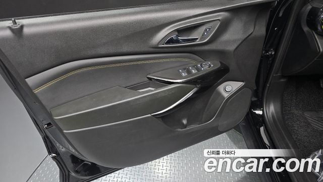 Chevrolet Trax Crossover 1.2 ACTIV 2024 — фото 24