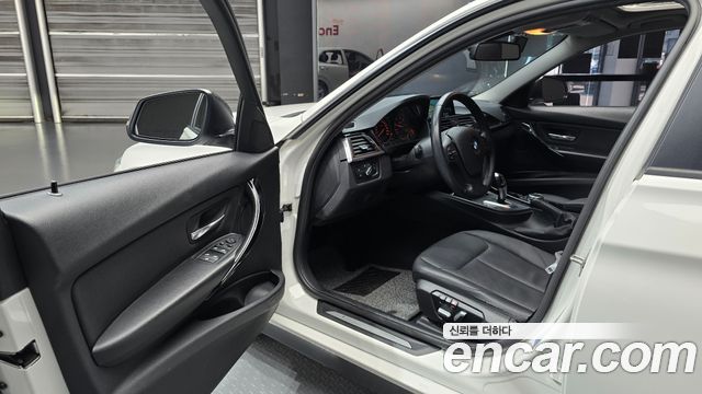 BMW 3 Series (F30) 320d 2016 — фото 10