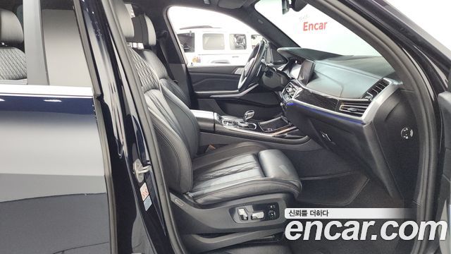 BMW X7 (G07) xDrive 40i M Sport 6STR 2021 — фото 11