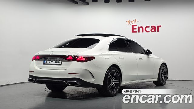 Mercedes-Benz E-Class (W214) E300 4MATIC AMG Line 2026 — фото 2
