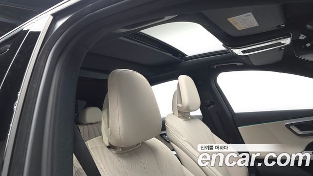Mercedes-Benz E-Class (W214) E300 4MATIC AMG Line 2026 — фото 17