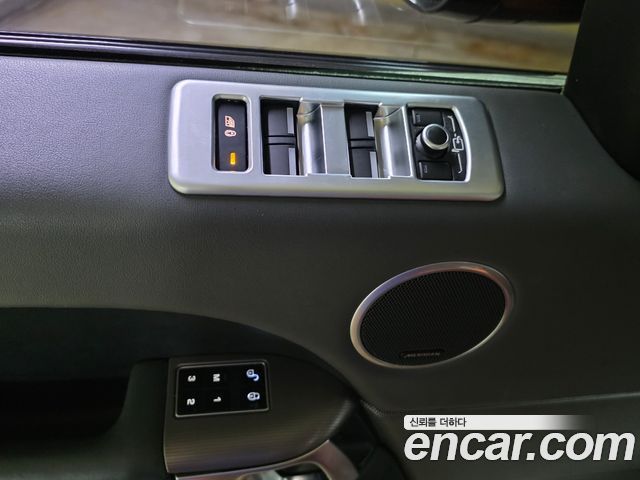 Land Rover Range Rover Sport (II) 3.0 SDV6 HSE Dynamic 2015 — фото 12