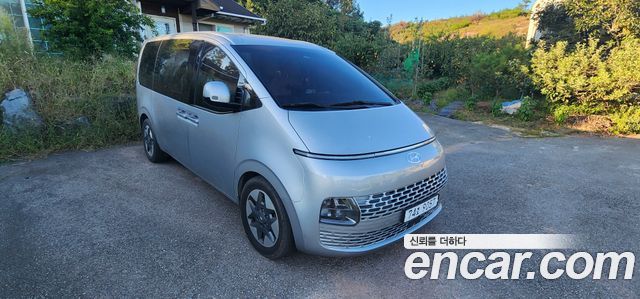 Hyundai Staria L3.5 Tourer 11-Seater Modern