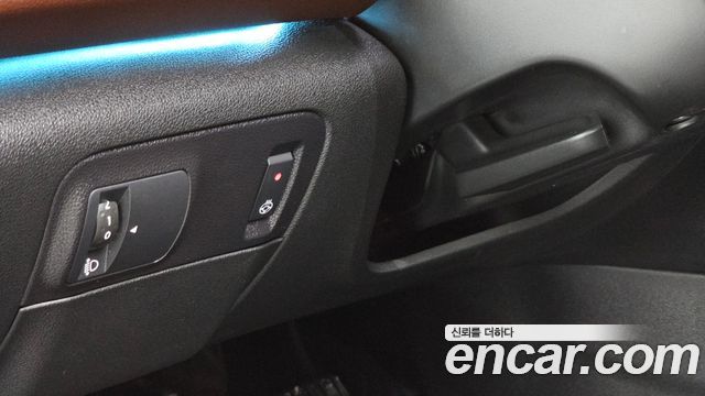 Renault Korea SM6 1.3 TCe RE 2021 — фото 13