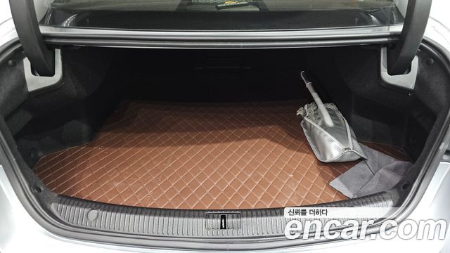 Renault Korea SM6 1.3 TCe RE 2021 — фото 33
