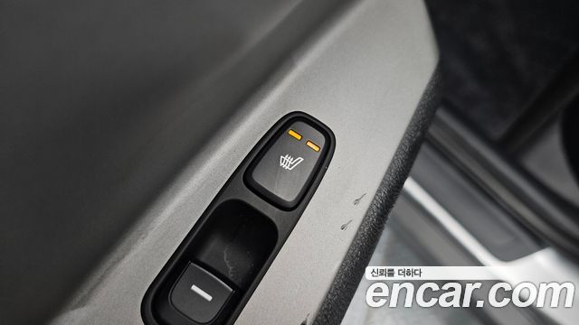 Kia Niro Plus Air 2023 — фото 21
